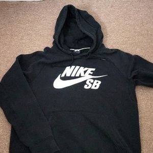 Black Nike Skateboard Pullover